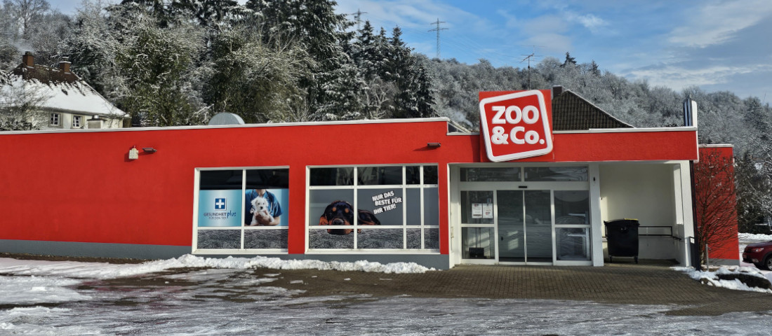 Außenansicht des neuen ZOO & Co. Standorts in Altenglan 