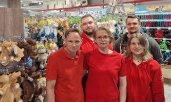 Dina Lehmann eröffnet ZOO & Co.-Fachmarkt in Schwerte