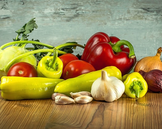 Frisches Gemüse unter dem Motto nährstoffreicher Ernährung