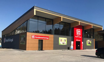 Dina Lehmann eröffnet am 29.04.2020 den 4. ZOO & Co.-Markt in Gummersbach